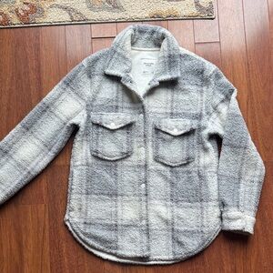 Abercrombie & Fitch Gray and Cream Teddy Jacket